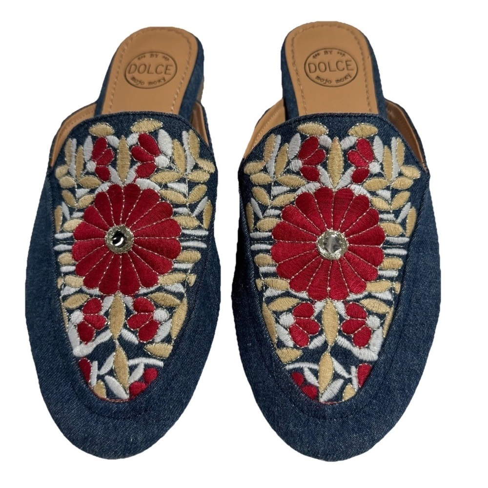 Dolce by Mojo Moxy Denim Floral Embroidered Mules Slides Flats Blue Red 7.5M Art - Picture 2 of 12
